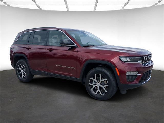 new 2024 Jeep Grand Cherokee car, priced at $43,474