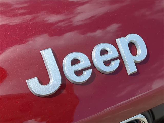 new 2025 Jeep Grand Cherokee L car, priced at $37,657