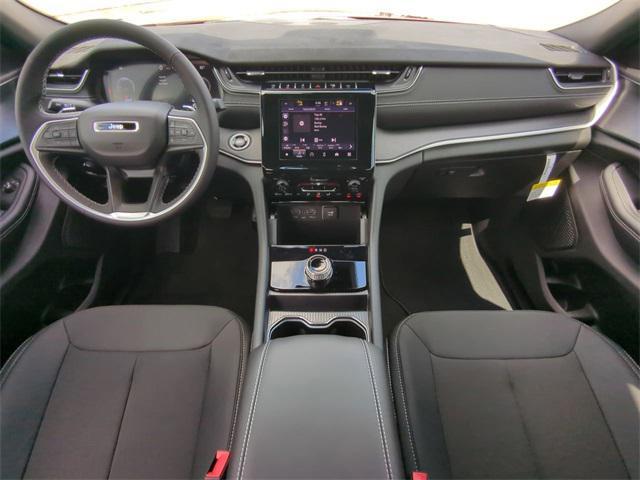 new 2025 Jeep Grand Cherokee L car, priced at $37,657