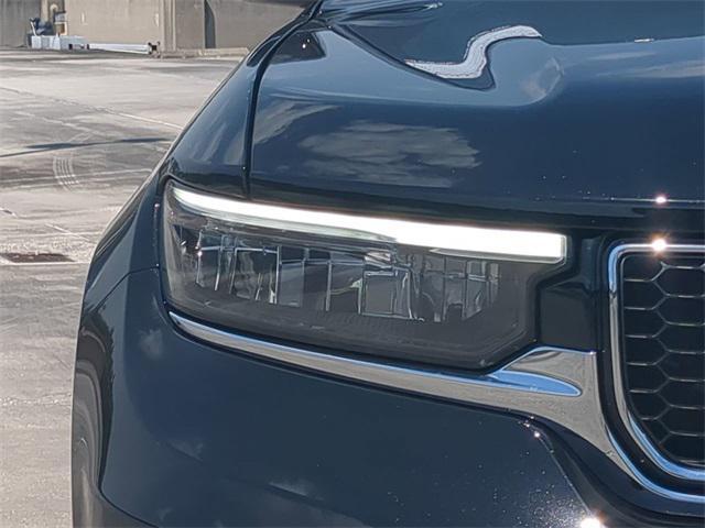 new 2025 Jeep Grand Cherokee car, priced at $55,051