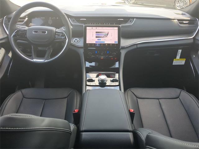 new 2025 Jeep Grand Cherokee car, priced at $55,051