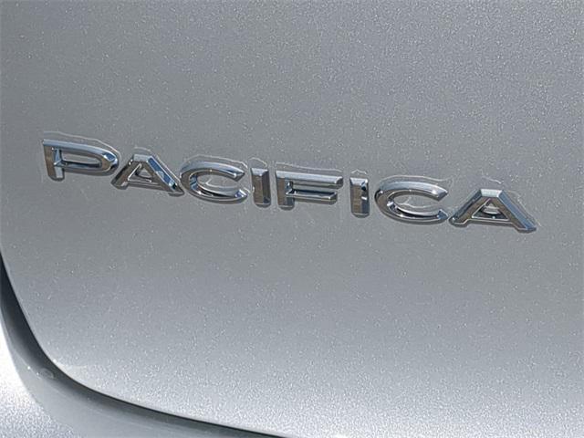 new 2024 Chrysler Pacifica car, priced at $37,943