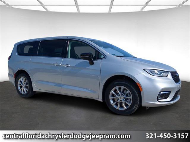 new 2024 Chrysler Pacifica car, priced at $37,943