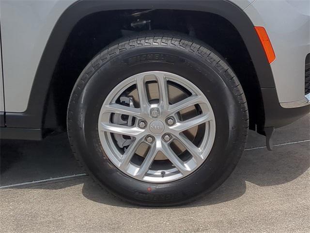 new 2025 Jeep Grand Cherokee L car, priced at $35,822
