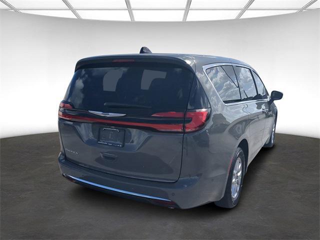 new 2025 Chrysler Pacifica car, priced at $43,502