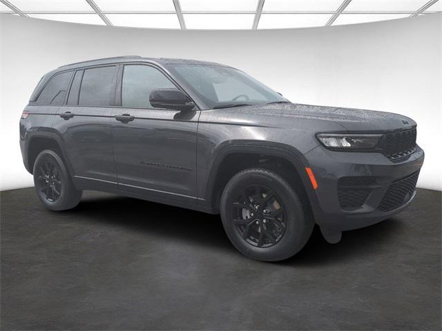 new 2024 Jeep Grand Cherokee car, priced at $36,777