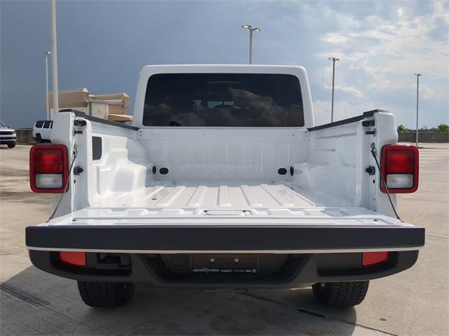 new 2025 Jeep Gladiator car, priced at $41,494