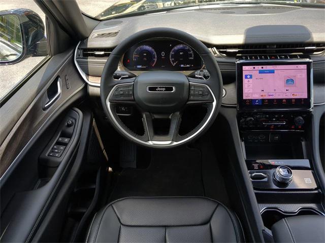 new 2025 Jeep Grand Cherokee car, priced at $50,115