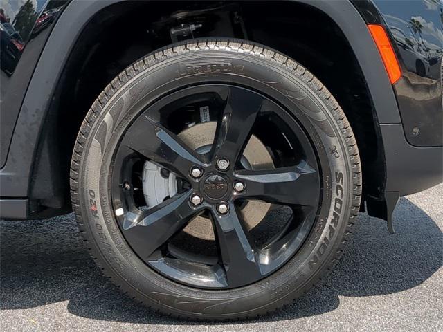 new 2025 Jeep Grand Cherokee car, priced at $50,115