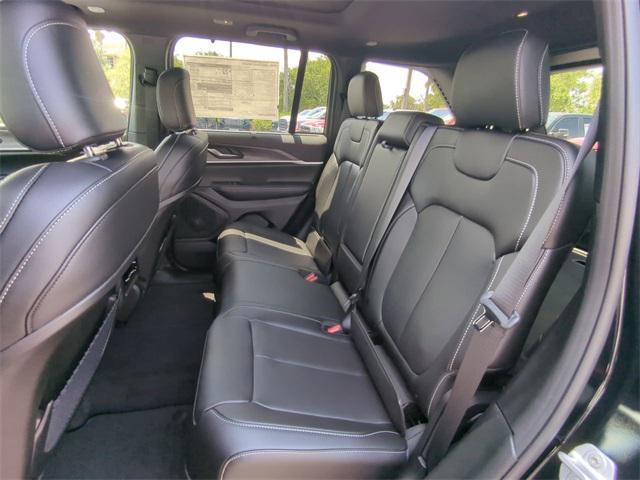 new 2025 Jeep Grand Cherokee car, priced at $50,115
