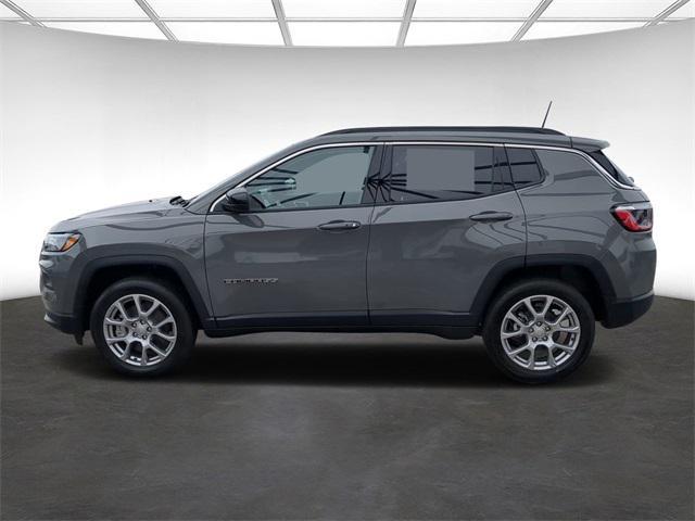 new 2024 Jeep Compass car, priced at $30,158