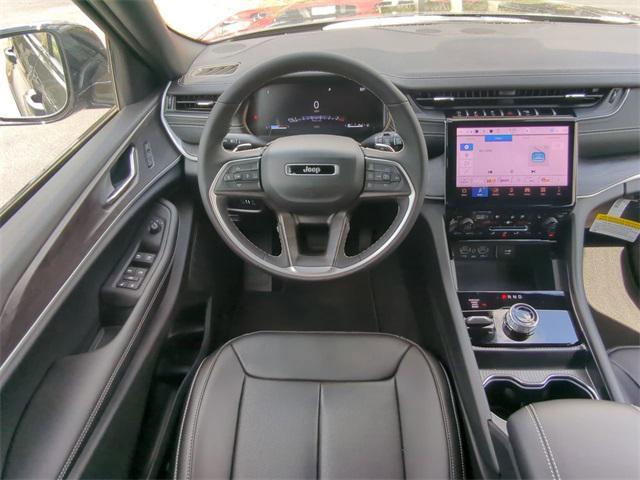 new 2025 Jeep Grand Cherokee car, priced at $50,115