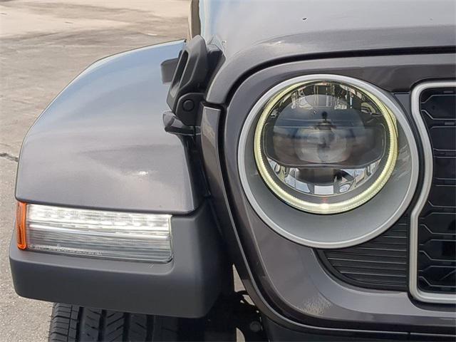 new 2025 Jeep Wrangler car, priced at $50,097