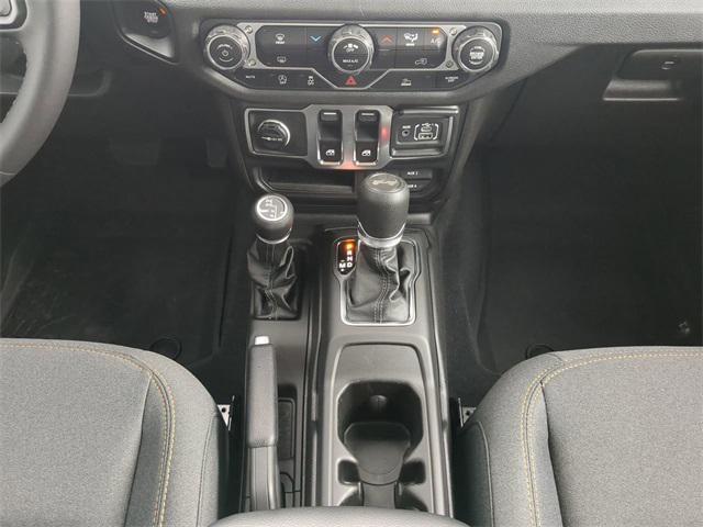 new 2025 Jeep Wrangler car, priced at $37,781