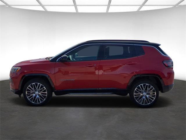 new 2024 Jeep Compass car, priced at $32,998