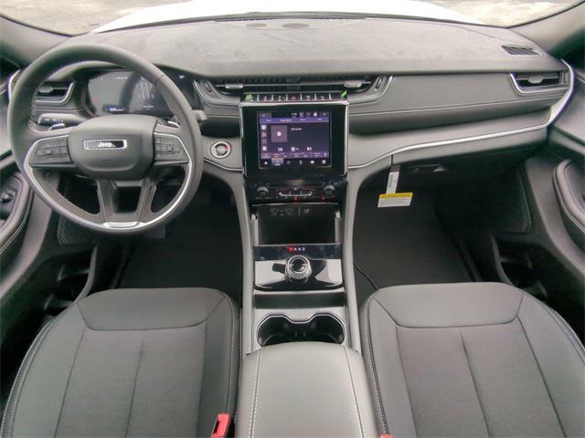 new 2025 Jeep Grand Cherokee car, priced at $36,781