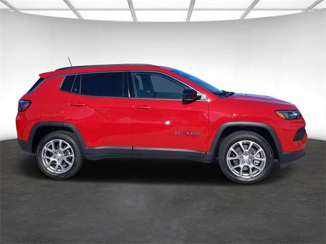 new 2024 Jeep Compass car, priced at $33,171