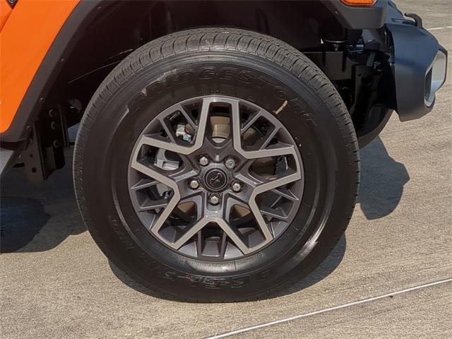 new 2025 Jeep Wrangler car, priced at $55,106