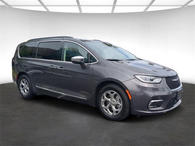 used 2022 Chrysler Pacifica car, priced at $29,249