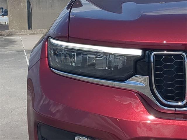new 2025 Jeep Grand Cherokee car, priced at $53,839