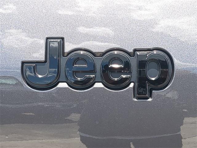 new 2024 Jeep Grand Cherokee L car, priced at $37,597