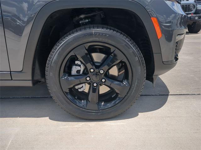 new 2024 Jeep Grand Cherokee L car, priced at $37,597