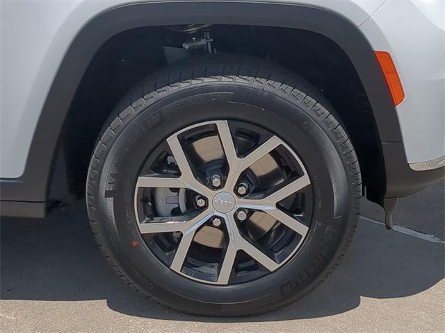 new 2025 Jeep Grand Cherokee L car, priced at $41,216