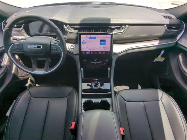 new 2025 Jeep Grand Cherokee L car, priced at $41,216