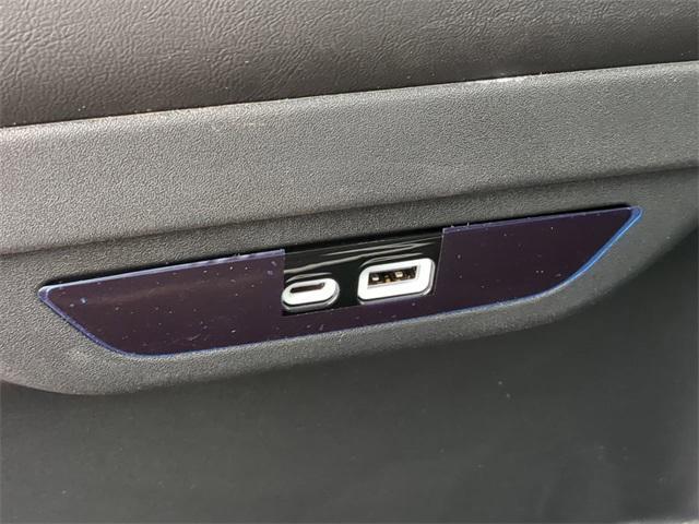 new 2025 Chrysler Pacifica car, priced at $48,007