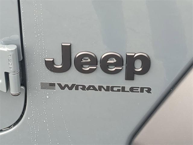 new 2025 Jeep Wrangler car, priced at $47,170