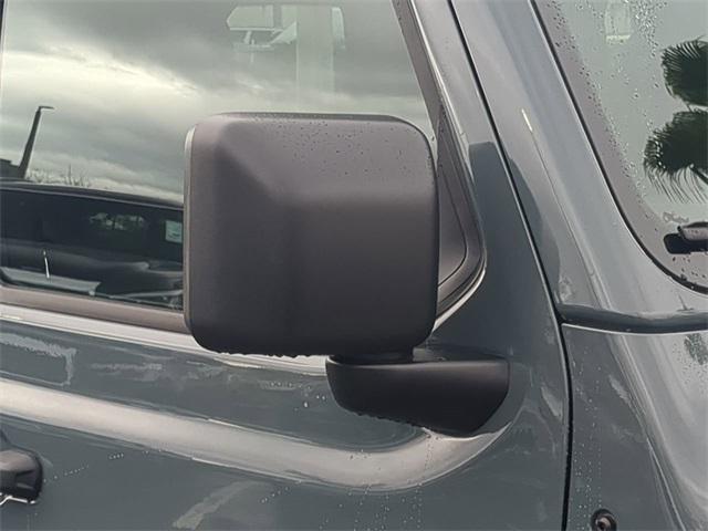 new 2025 Jeep Wrangler car, priced at $47,170