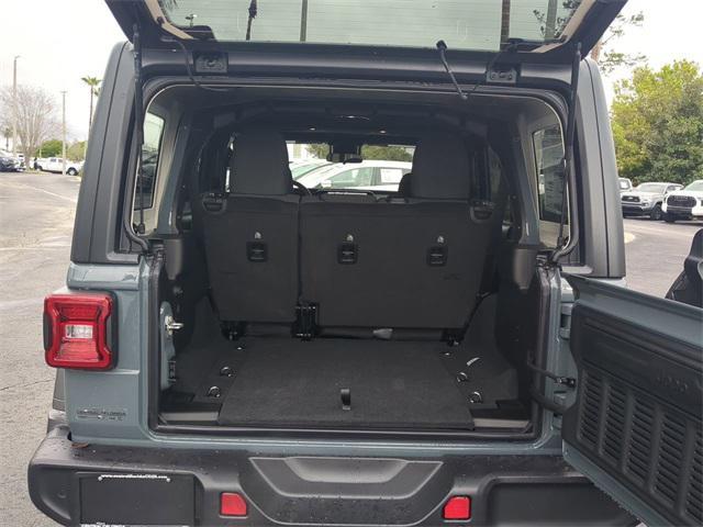 new 2025 Jeep Wrangler car, priced at $47,170