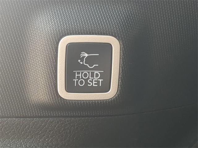 new 2025 Jeep Grand Cherokee car, priced at $43,045