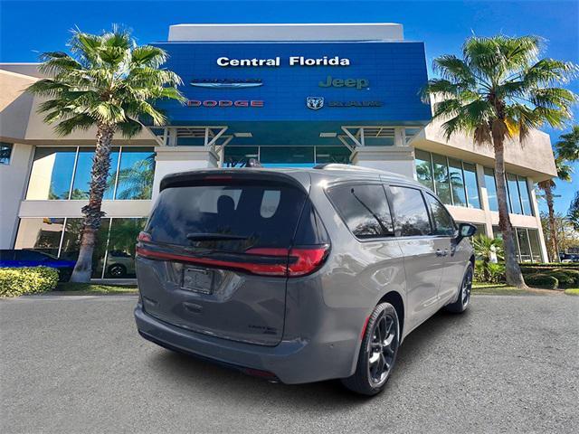 new 2025 Chrysler Pacifica car, priced at $50,294