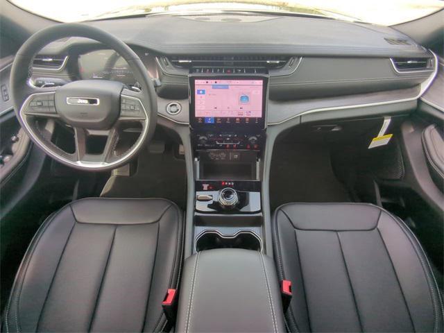 new 2025 Jeep Grand Cherokee car, priced at $46,659