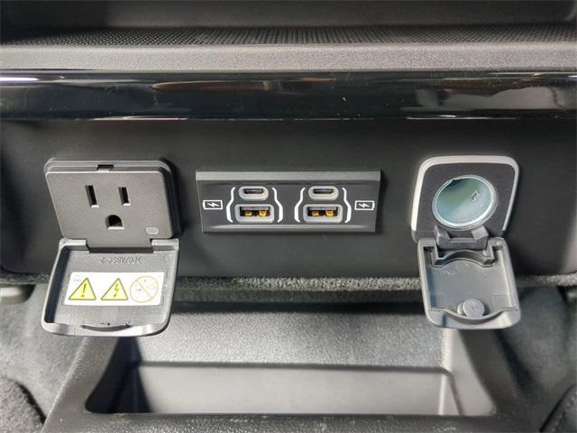 new 2025 Jeep Wagoneer L car, priced at $73,172