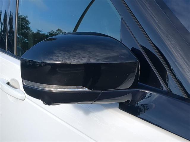 used 2021 Land Rover Discovery car, priced at $26,249