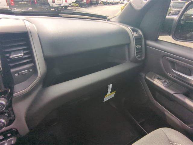 new 2025 Ram 1500 car, priced at $38,571