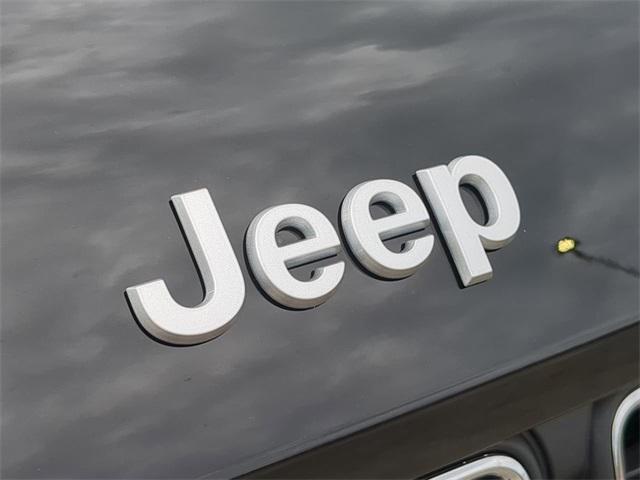 new 2025 Jeep Grand Cherokee L car, priced at $37,657