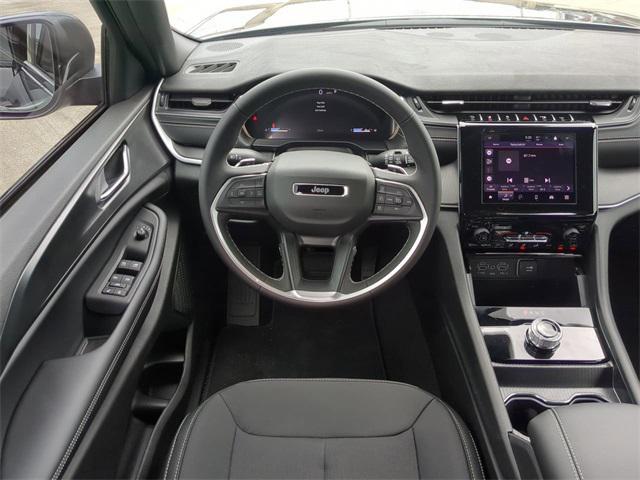 new 2025 Jeep Grand Cherokee L car, priced at $37,657