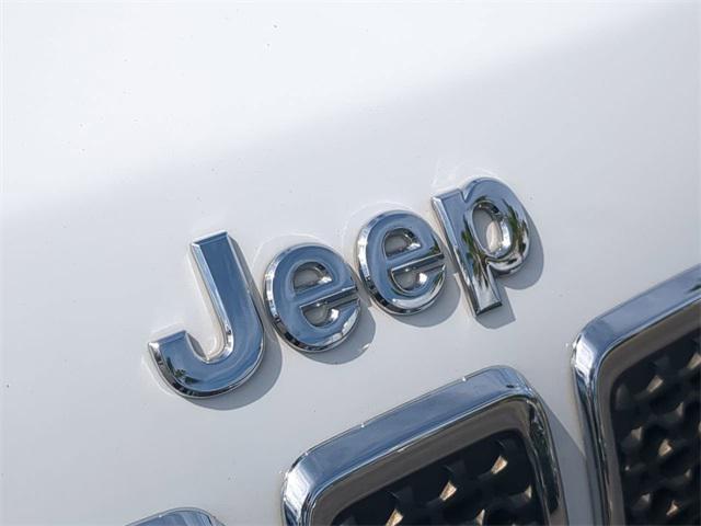 used 2019 Jeep Cherokee car, priced at $15,749