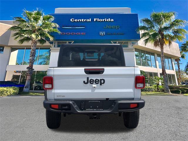 new 2025 Jeep Gladiator car, priced at $41,256