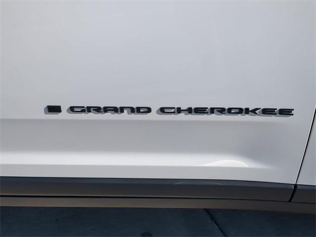 new 2024 Jeep Grand Cherokee car, priced at $49,761
