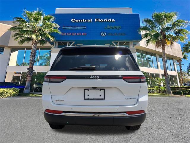 new 2025 Jeep Grand Cherokee car, priced at $37,990