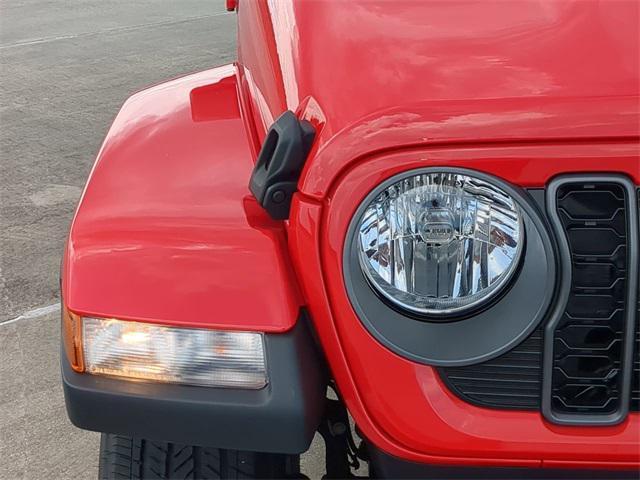new 2025 Jeep Gladiator car, priced at $41,161