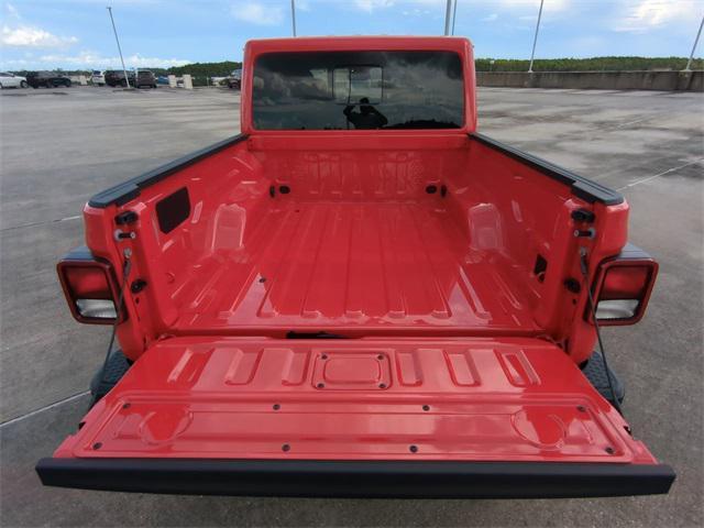 new 2025 Jeep Gladiator car, priced at $41,161