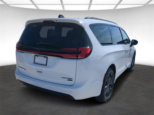 new 2024 Chrysler Pacifica car, priced at $44,737