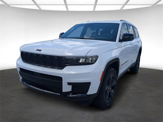 new 2024 Jeep Grand Cherokee L car, priced at $42,358