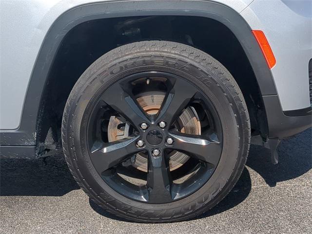 used 2021 Jeep Grand Cherokee L car, priced at $25,749