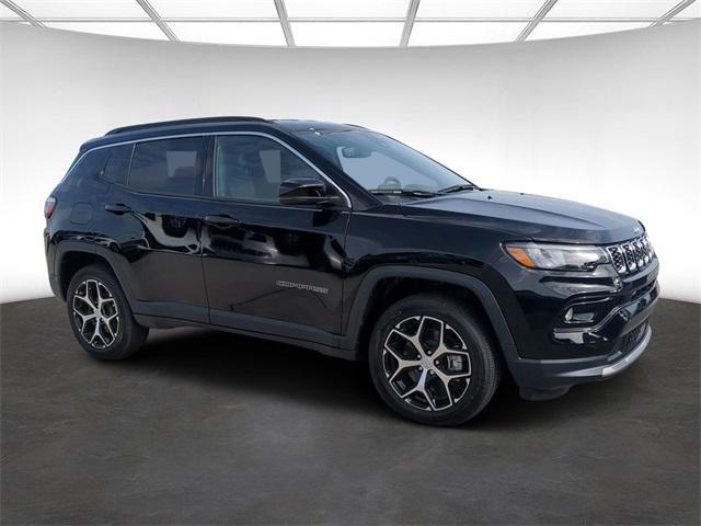 new 2024 Jeep Compass car, priced at $31,138